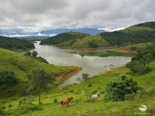 FAZENDA IMPERDÍVEL EM RESENDE/RJ