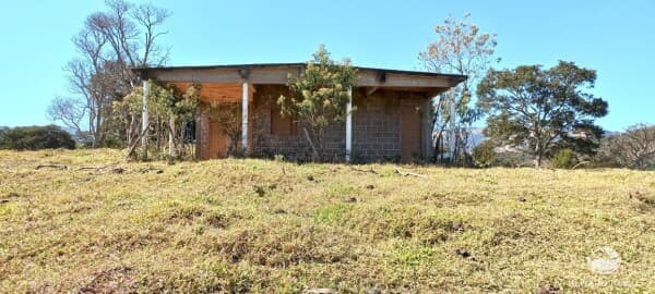 SÍTIO EM SILVEIRAS/SP