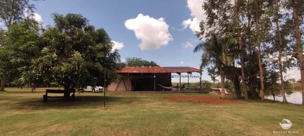 RANCHO EM SANTA HELENA DE GOIÁS/GO