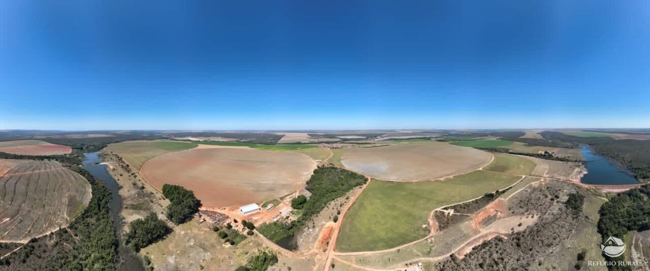 FAZENDA EM UNAÍ/MG