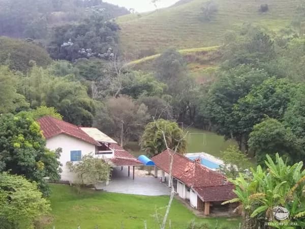 SÍTIO EM MONTEIRO LOBATO/SP