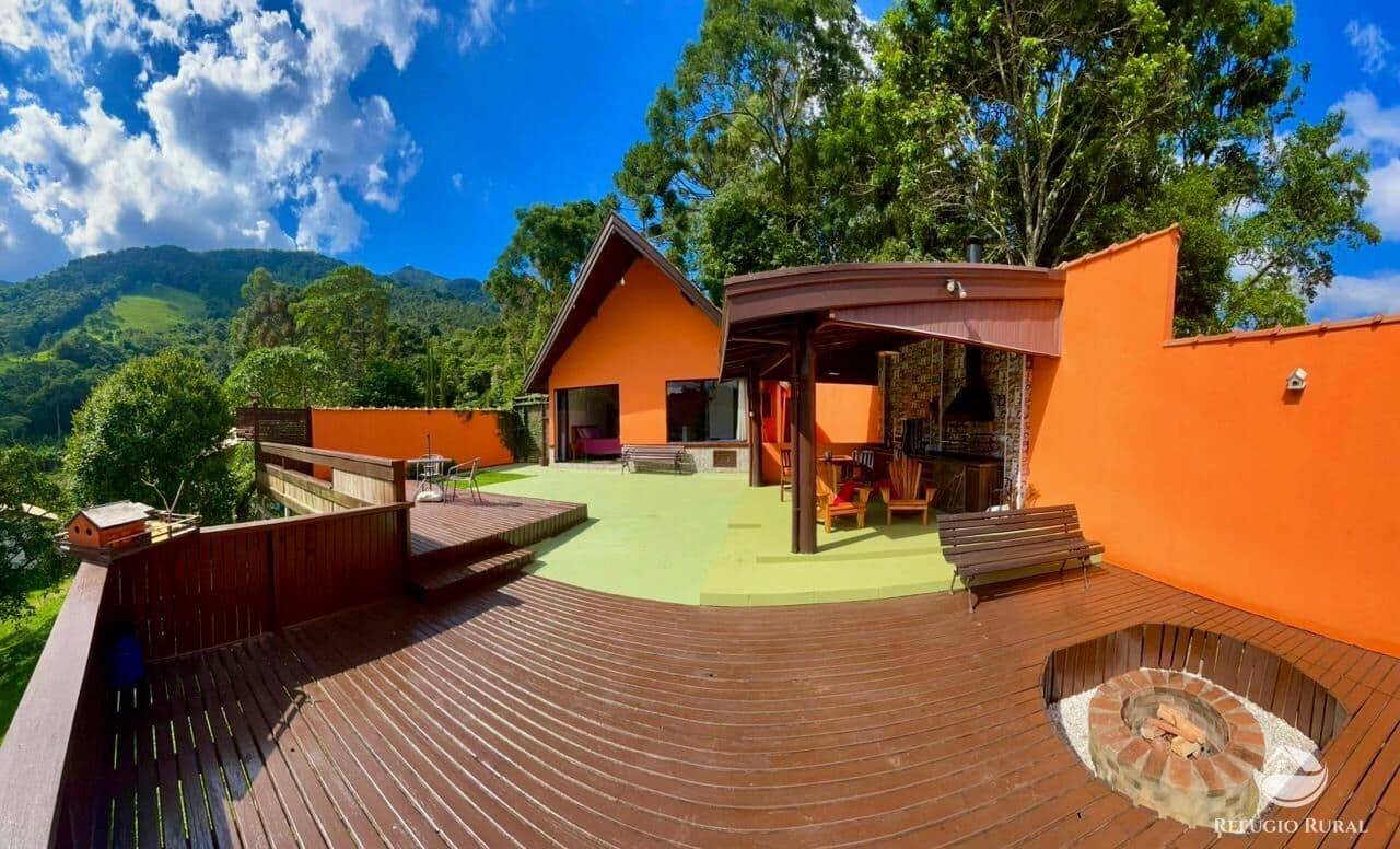 CHÁCARA EM SAPUCAÍ-MIRIM/MG