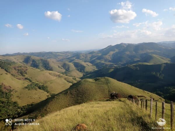 TERRENO COM LINDA VISTA EM SÃO FRANCISCO XAVIER