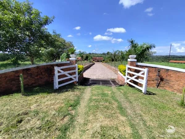 FAZENDA EM BOFETE/SP