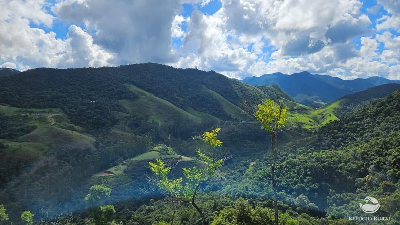 BELO TERRENO COM VISTA DESLUMBRANTE EM SÃO FRANCISCO XAVIER/SJC/SP