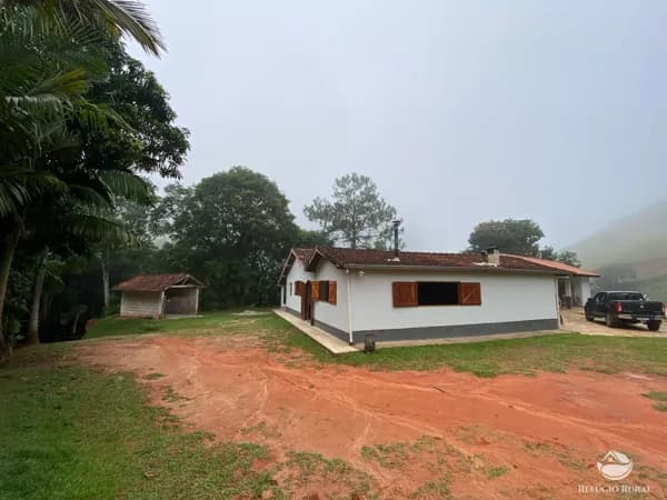 SÍTIO EM SÃO JOSÉ DOS CAMPOS/SP
