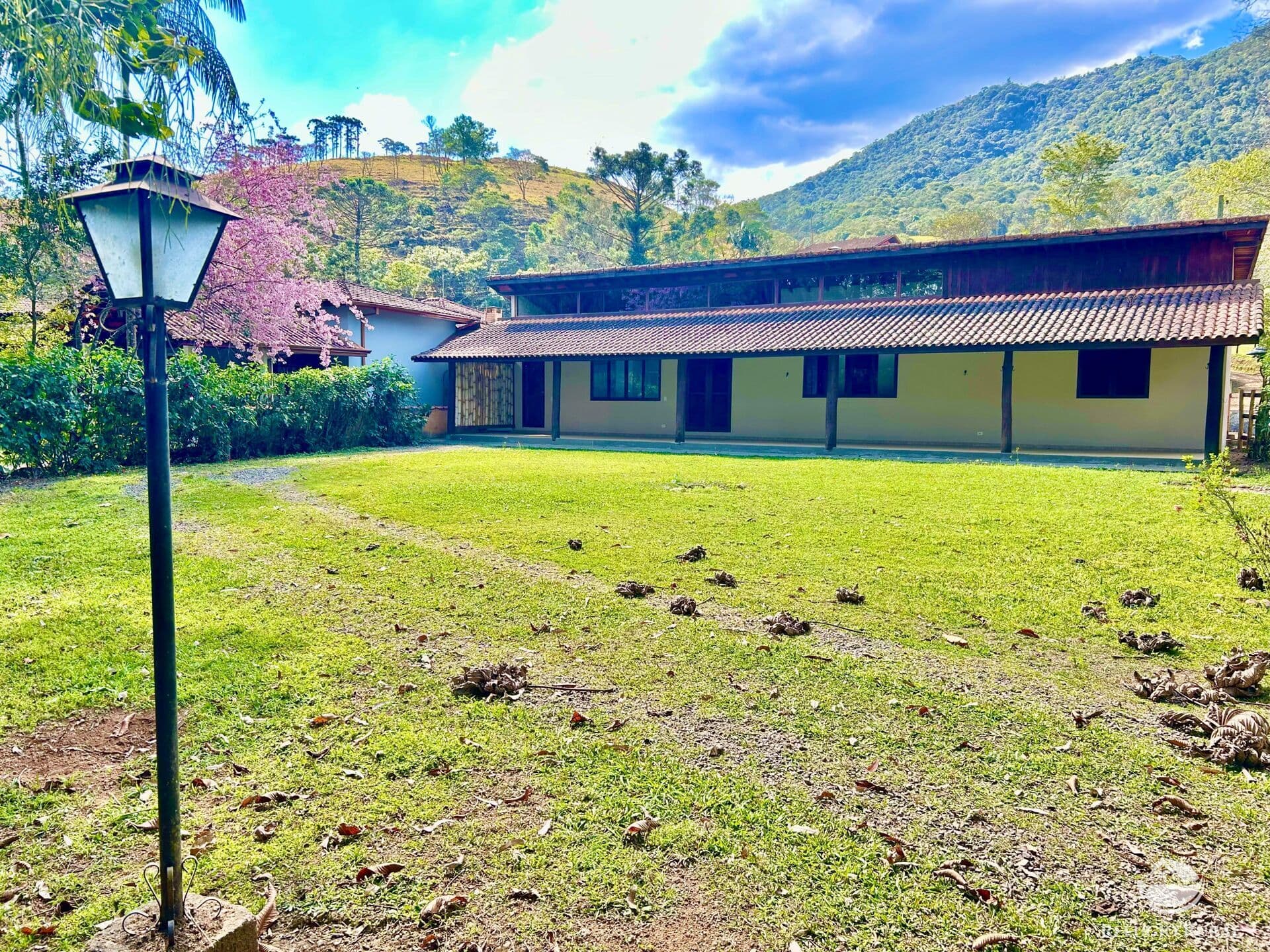 CHÁCARA EM SÃO FRANCISCO XAVIER/SJC/SP
