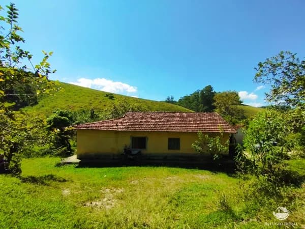 SÍTIO COM NASCENTES E LINDA VISTA - ÁREA RURAL DE SÃO JOSÉ DOS CAMPOS/SP
