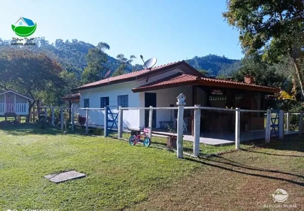 SÍTIO EM MONTEIRO LOBATO/SP