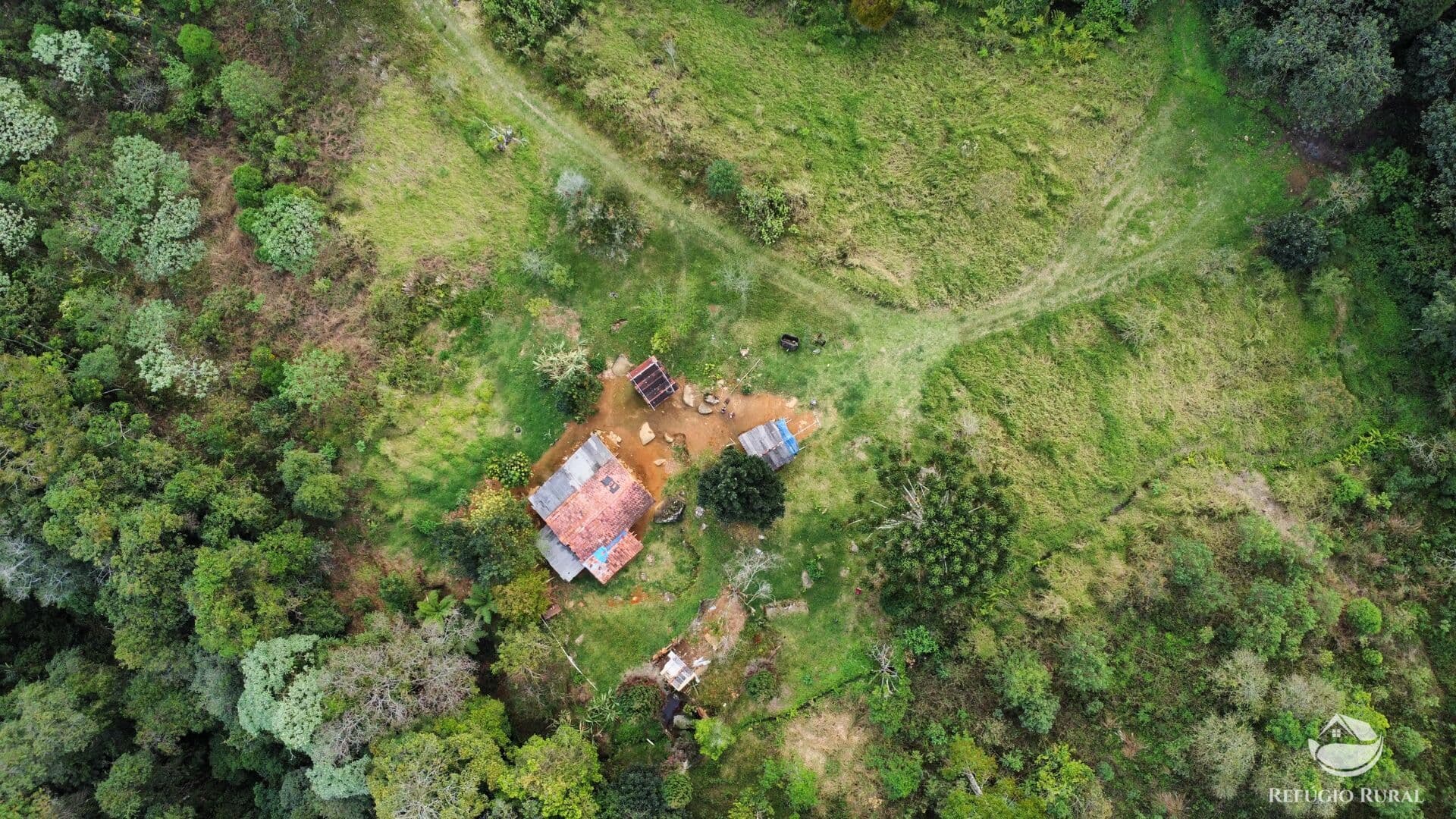FAZENDA EM MONTEIRO LOBATO/SP