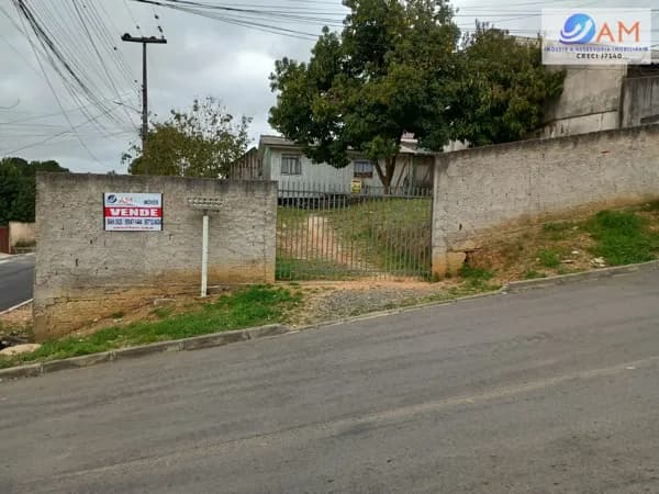 EXCELENTE TERRENO DE ESQUINA COM CASA PRONTA PARA MORAR