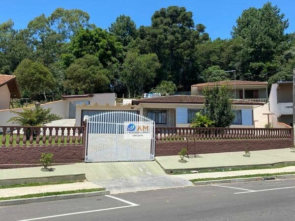 Casa Térrea para Venda em Ferraria, próximo a Volvo e Represa do Passaúna