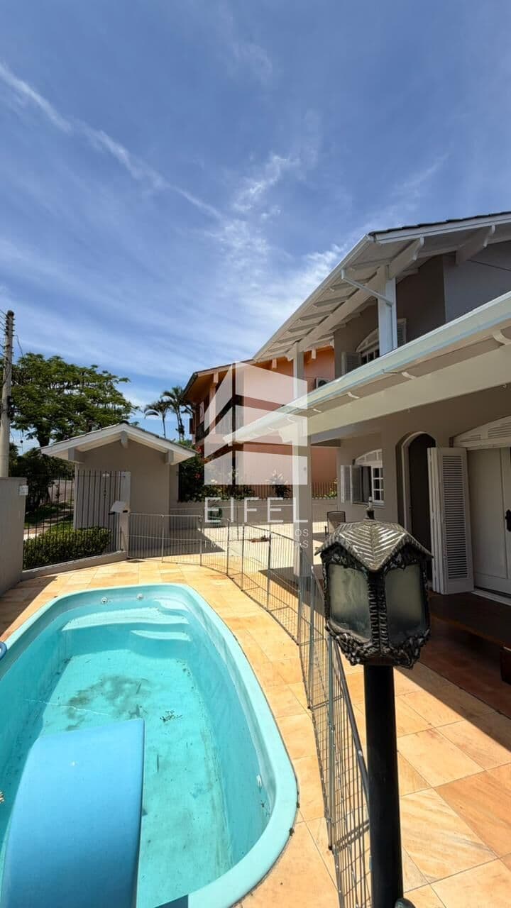 Casa à venda no bairro Vila Rica em Feliz/RS