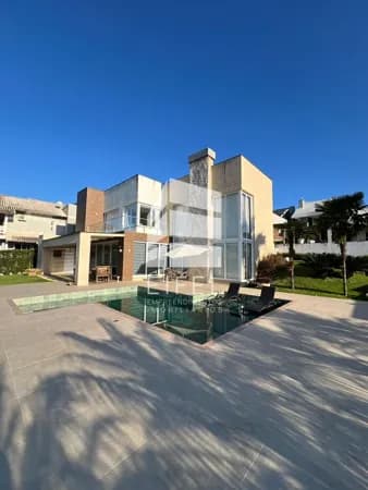 Casa à venda no bairro Matiel em Feliz/RS
