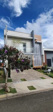 Casa em Condomínio Terras de São Francisco