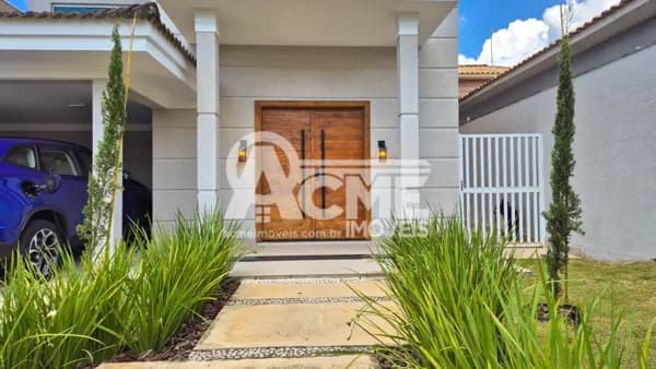 Casa em Condomínio fechado