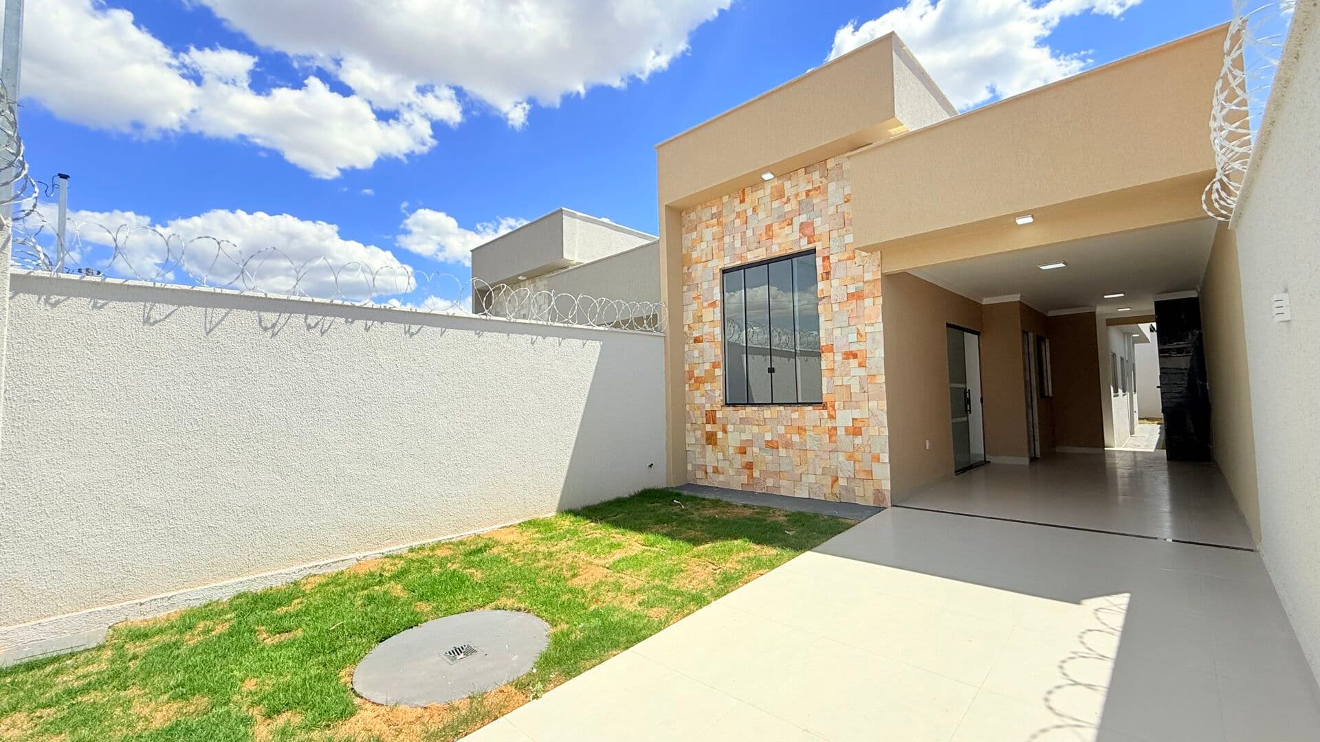 Casa a venda otima localização no setor Vila Maria, próximo ao anel viaria, Polo empresarial, Supermercado @rroba, CMEI