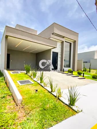 Casa a venda de Alto Padrão em Alphaville Senador Canedo!
