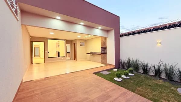 Casa moderna a venda setor parque itatiaia em Aparecida de Goiânia ,acesso rápido, avenida independência , próximo supermercado loja de conveniência, 03 minutos Aparecida shopping