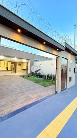 Casa moderna a venda setor parque itatiaia em Aparecida de Goiânia ,acesso rápido, avenida independência , próximo supermercado loja de conveniência, 03 minutos Aparecida shopping