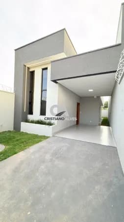Oportunidade Casa a venda setor bairro independência 03 quartos ,ótima localização, avenidas,supermercado.