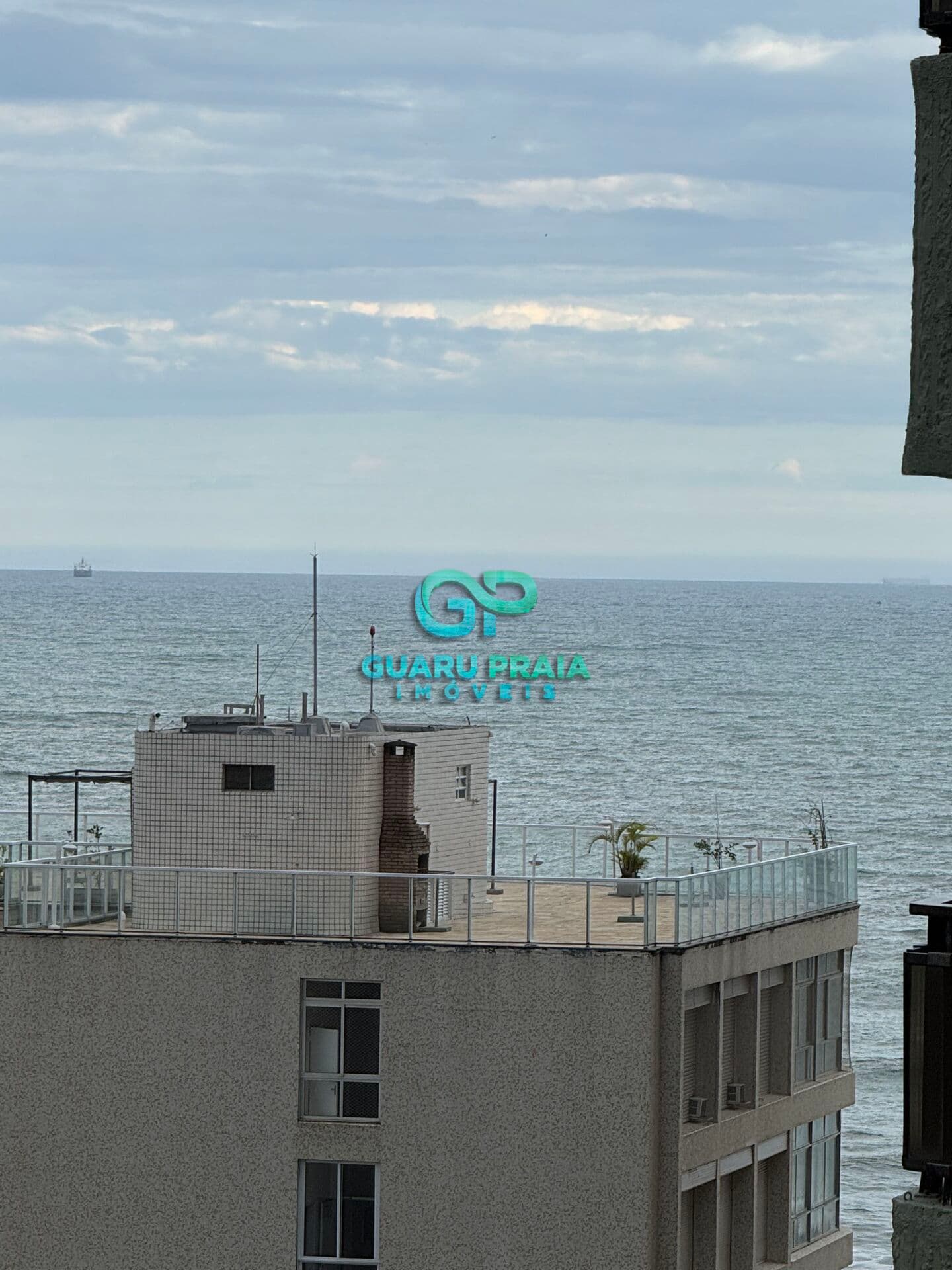 Apartamento em Guarujá - Pitangueiras
