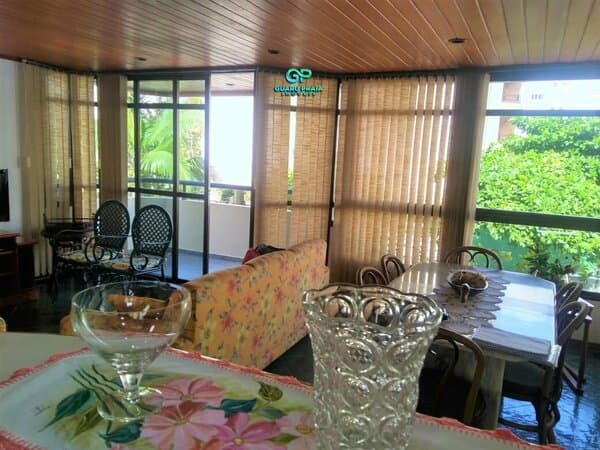 Apartamento Padrão para Venda em Enseada Guarujá-SP