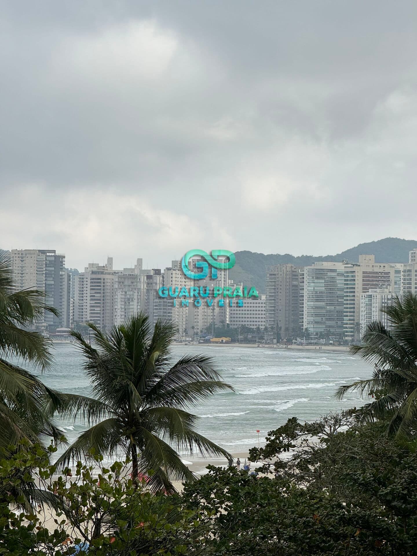 Apartamento em Guarujá - Pitangueiras