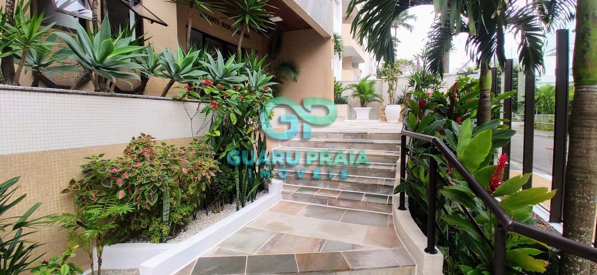 Apartamento em Guarujá - Enseada