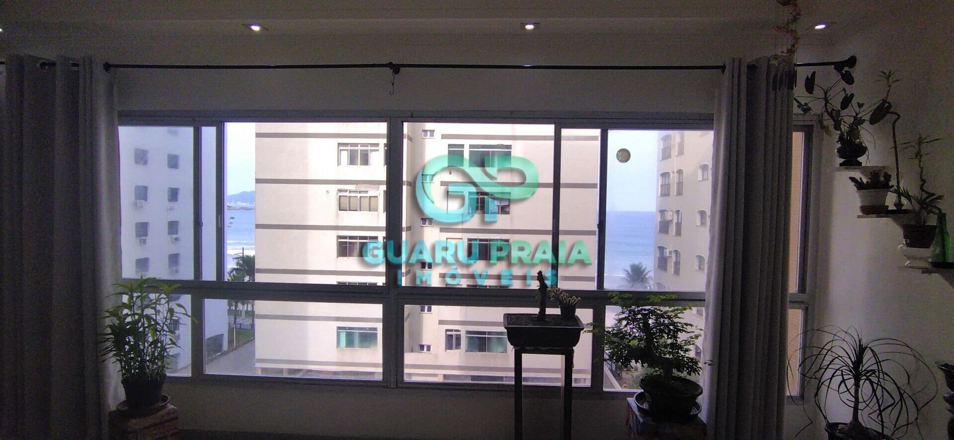 Apartamento em Guarujá - Astúrias