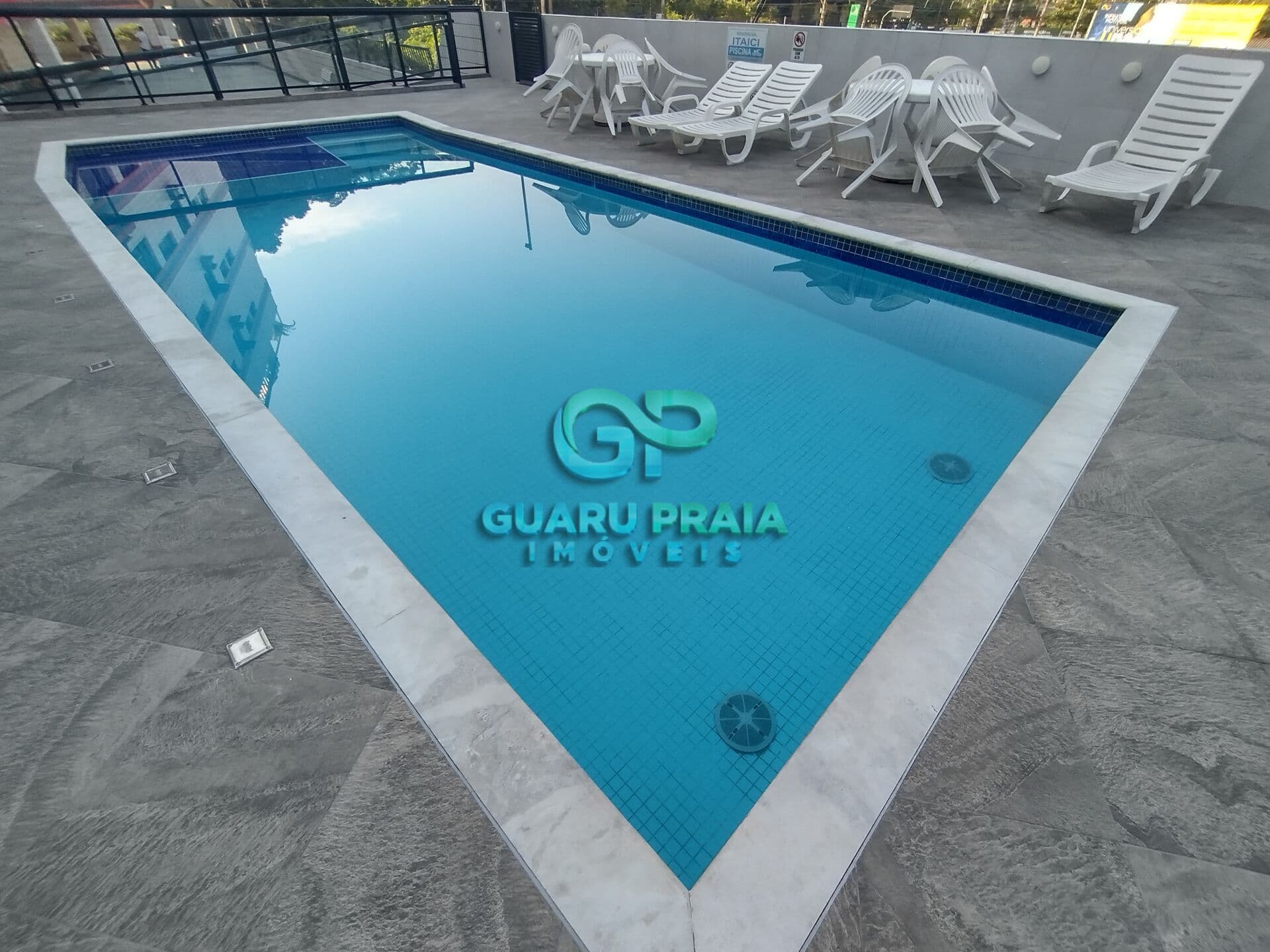 Apartamento em Guarujá - Enseada