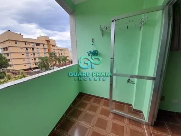 Apartamento 3 dormitorios com sacada