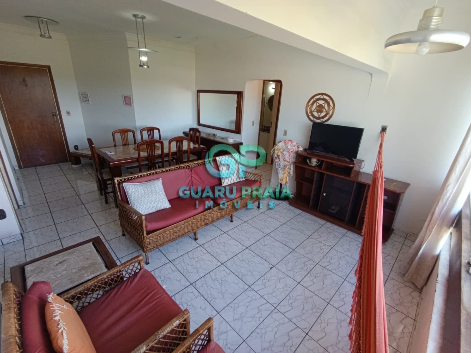 Apartamento à Venda 2 Dormitórios Região do Tortuga Guarujá/SP