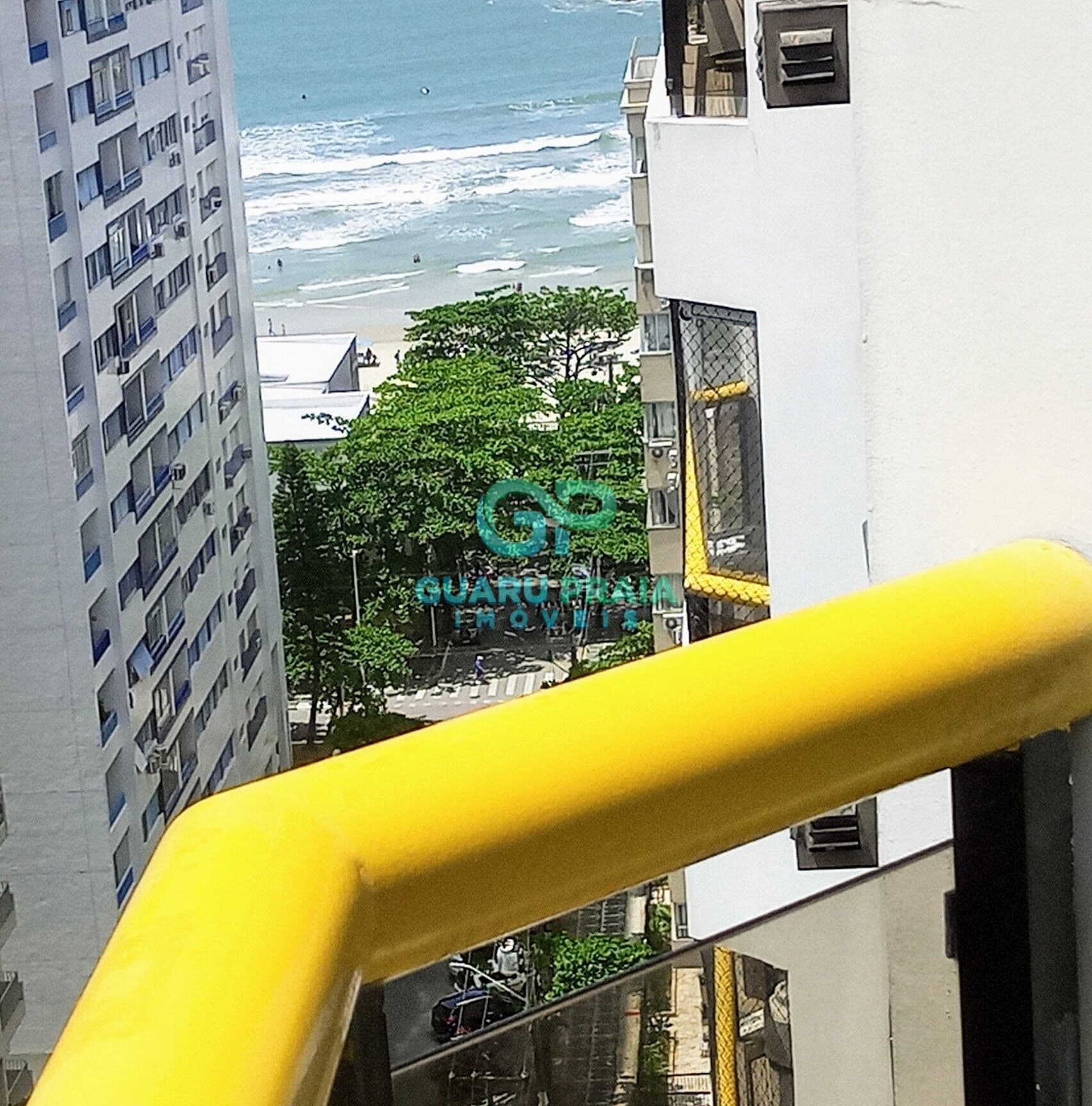 Excelente flat em Pitangueiras