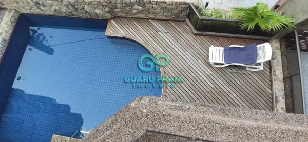 Apartamento amplo próximo a praia, na Enseada.
