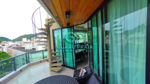 Apartamento Cobertura Duplex à Venda, com 3 Dormitórios, 3 Suítes e 3 Banheiros.