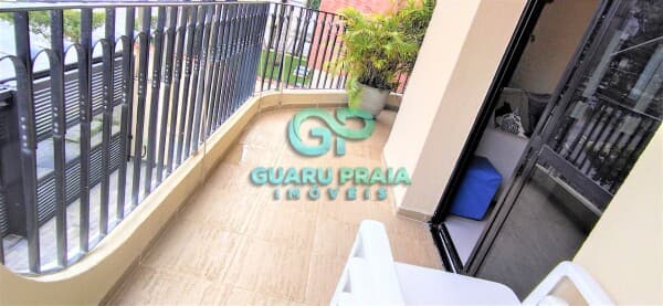 3 dormitórios, sendo 2 suítes, uma suíte com sacada, 3 banheiros, sala para 3 ambientes, varanda, cozinha planejada, despensa, área de serviço, 1 vaga de garagem.