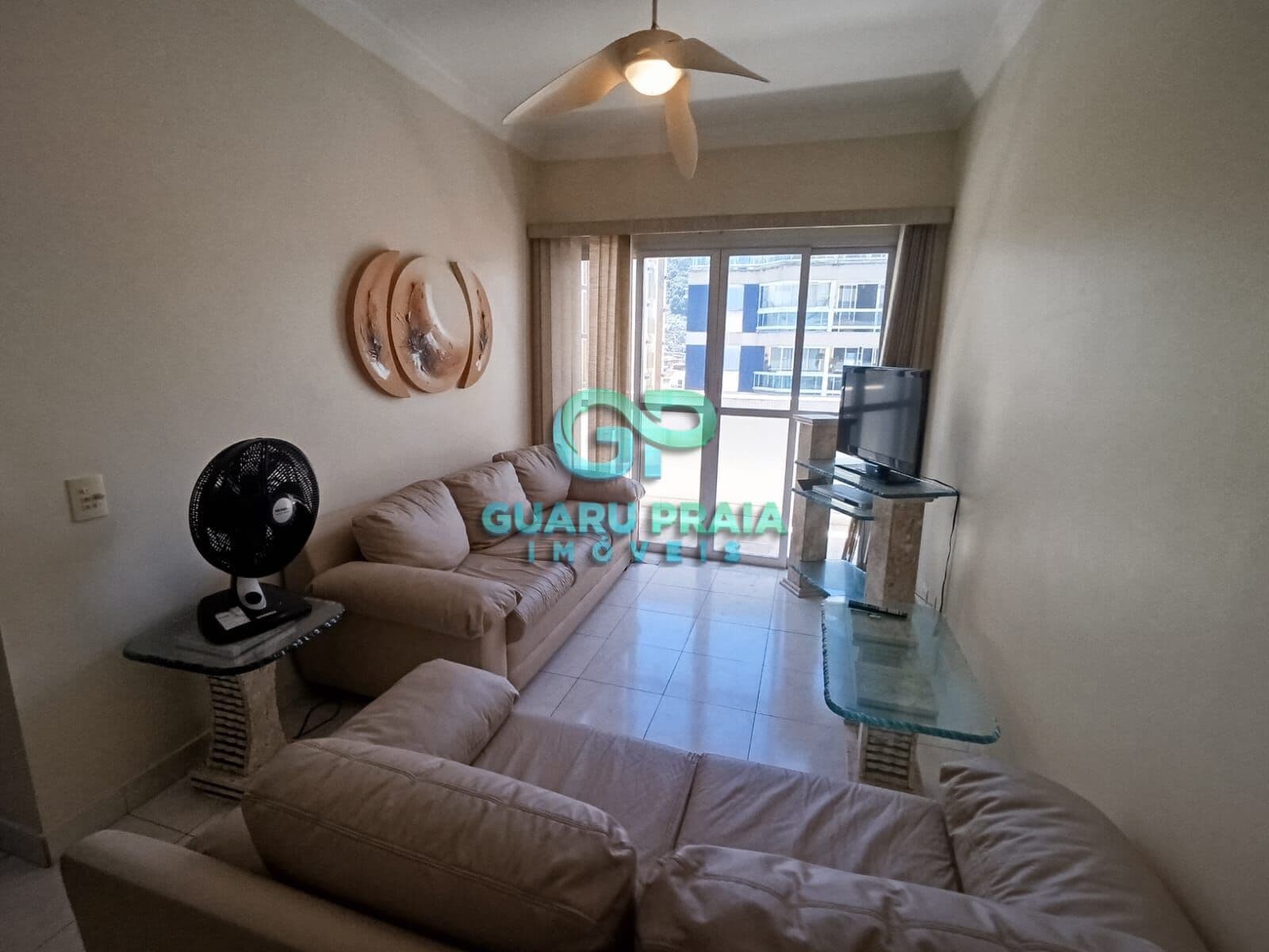 Apartamento 3 dormitorios na praia da enseada
