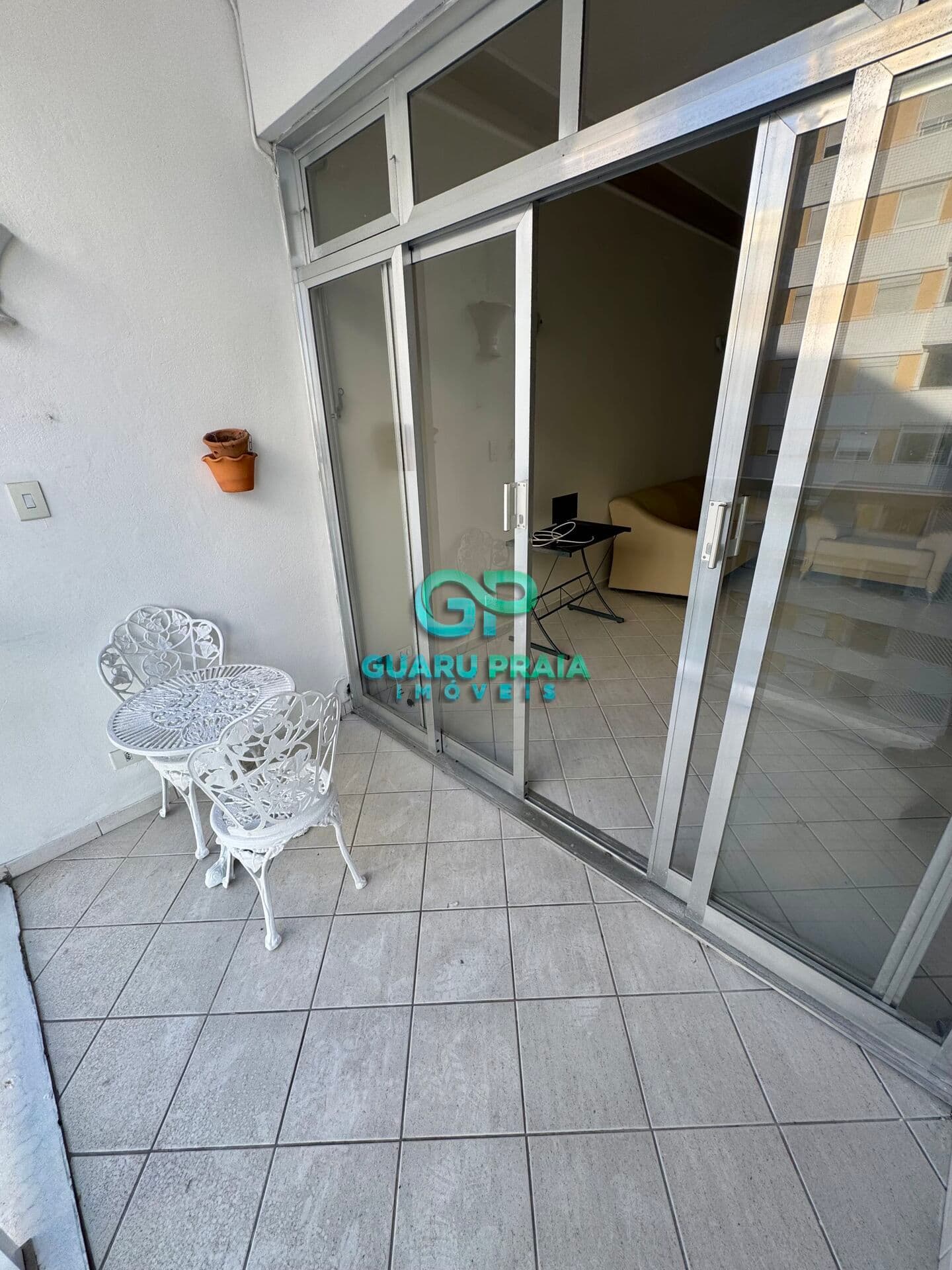 Apartamento em Guarujá - Pitangueiras