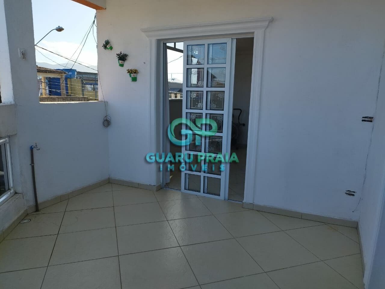 Casa Triplex à Venda – Excelente Localização na Entrada da Vila Áurea