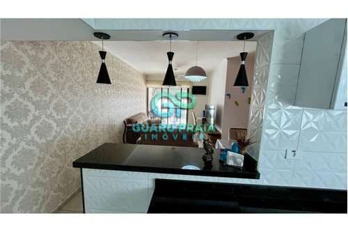 Apartamento 3 dormitorios praia da enseada