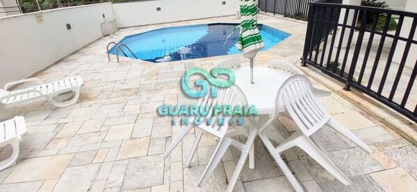 Apartamento Padrão à 30m da praia.