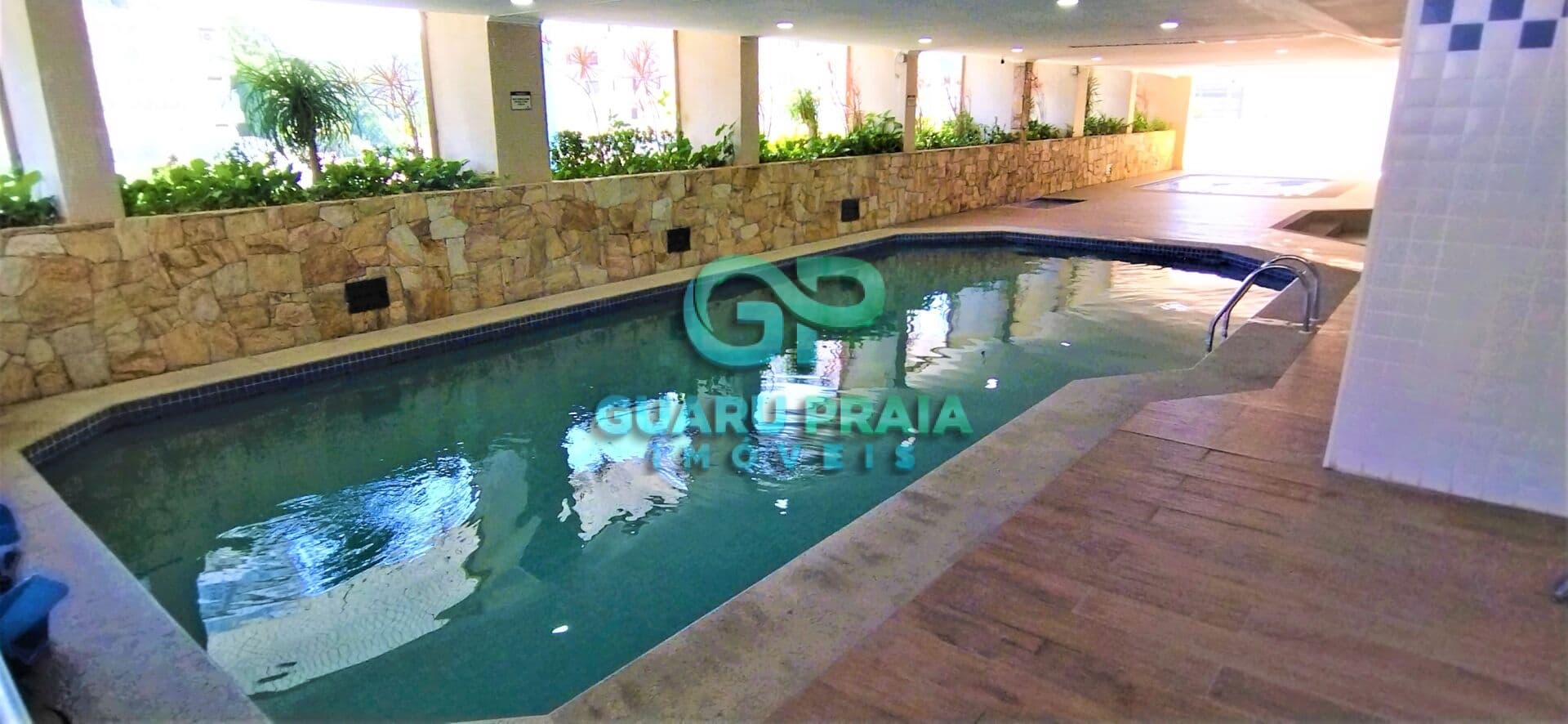 Apartamento em Guarujá - Pitangueiras