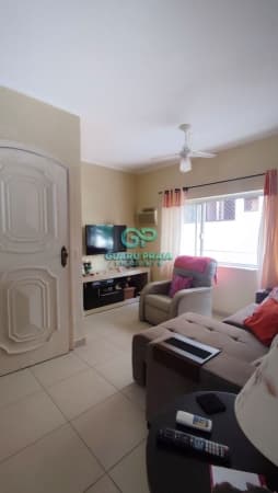2 quartos, sendo 1 suíte, sala de estar/tv , cozinha , lavanderia, banheiro social , sacada no quarto principal