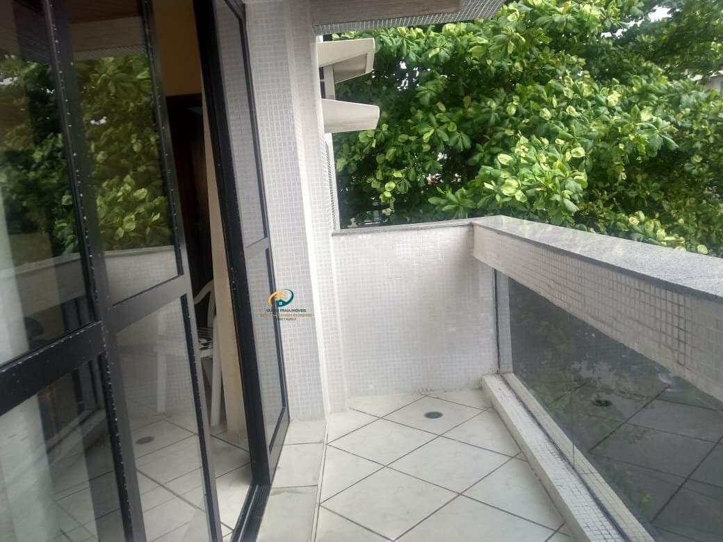 Apartamento Padrão para Venda e Aluguel em Enseada Guarujá-SP