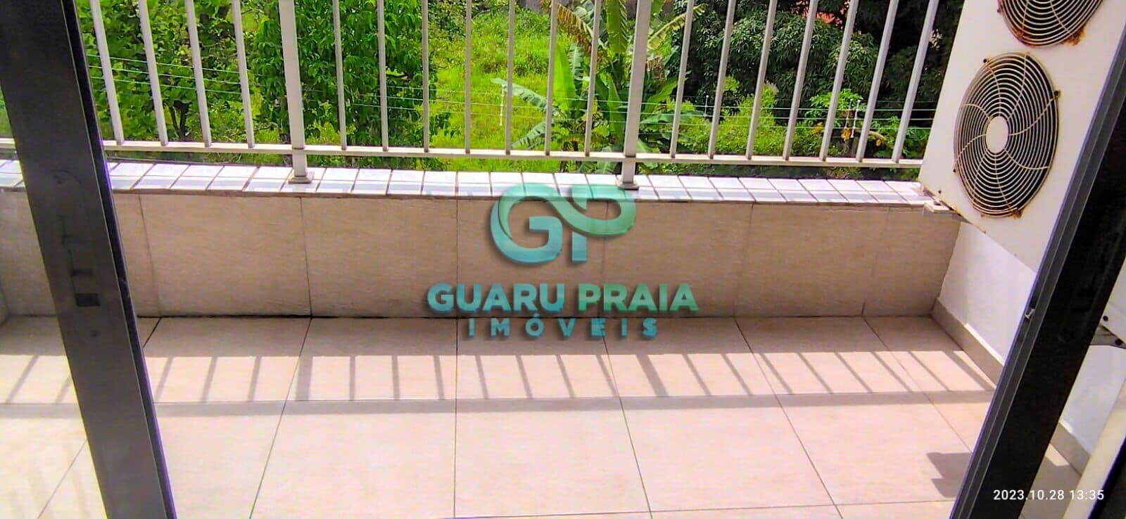 Apartamento em Guarujá - Tombo