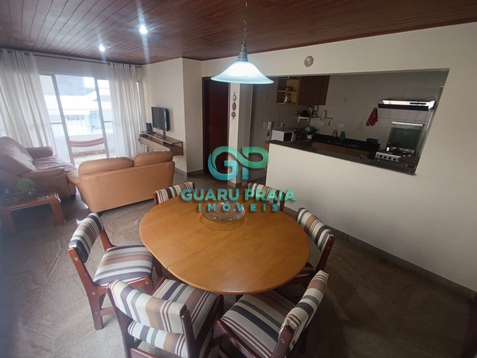 Apartamento 4 dormitórios