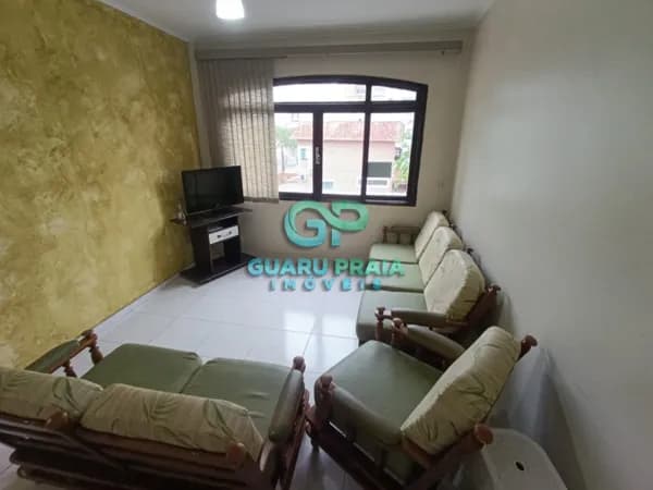 Apartamento 2 dormitorios 150m da Praia da Enseada