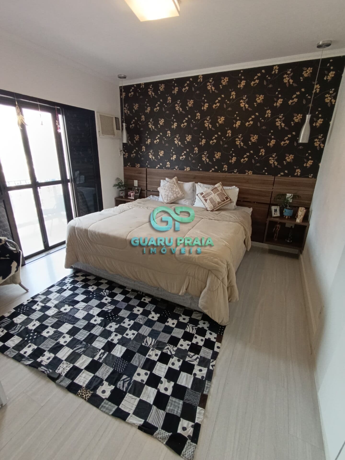 Apartamento 3 dormitorios Praia da Enseada