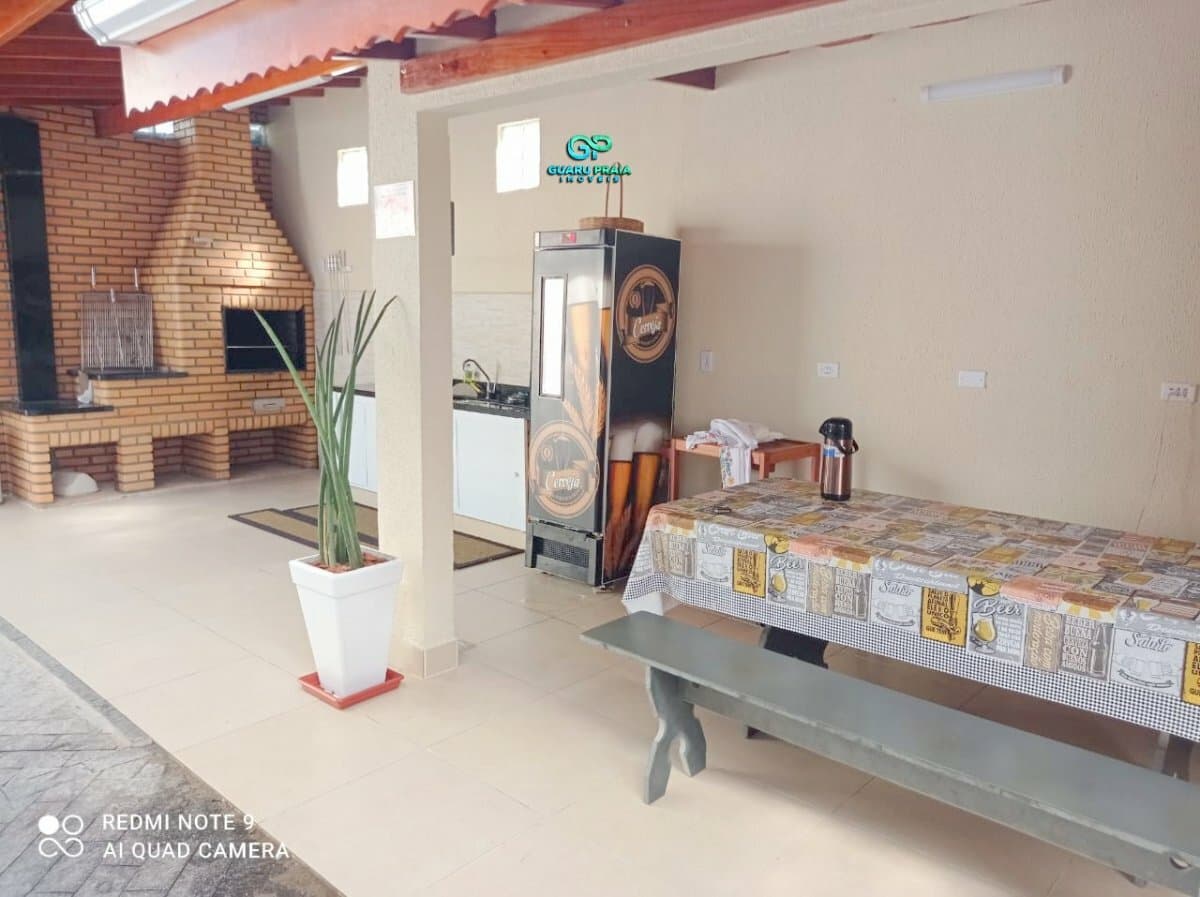 Apartamento Padrão para Venda e Aluguel em Enseada Guarujá-SP